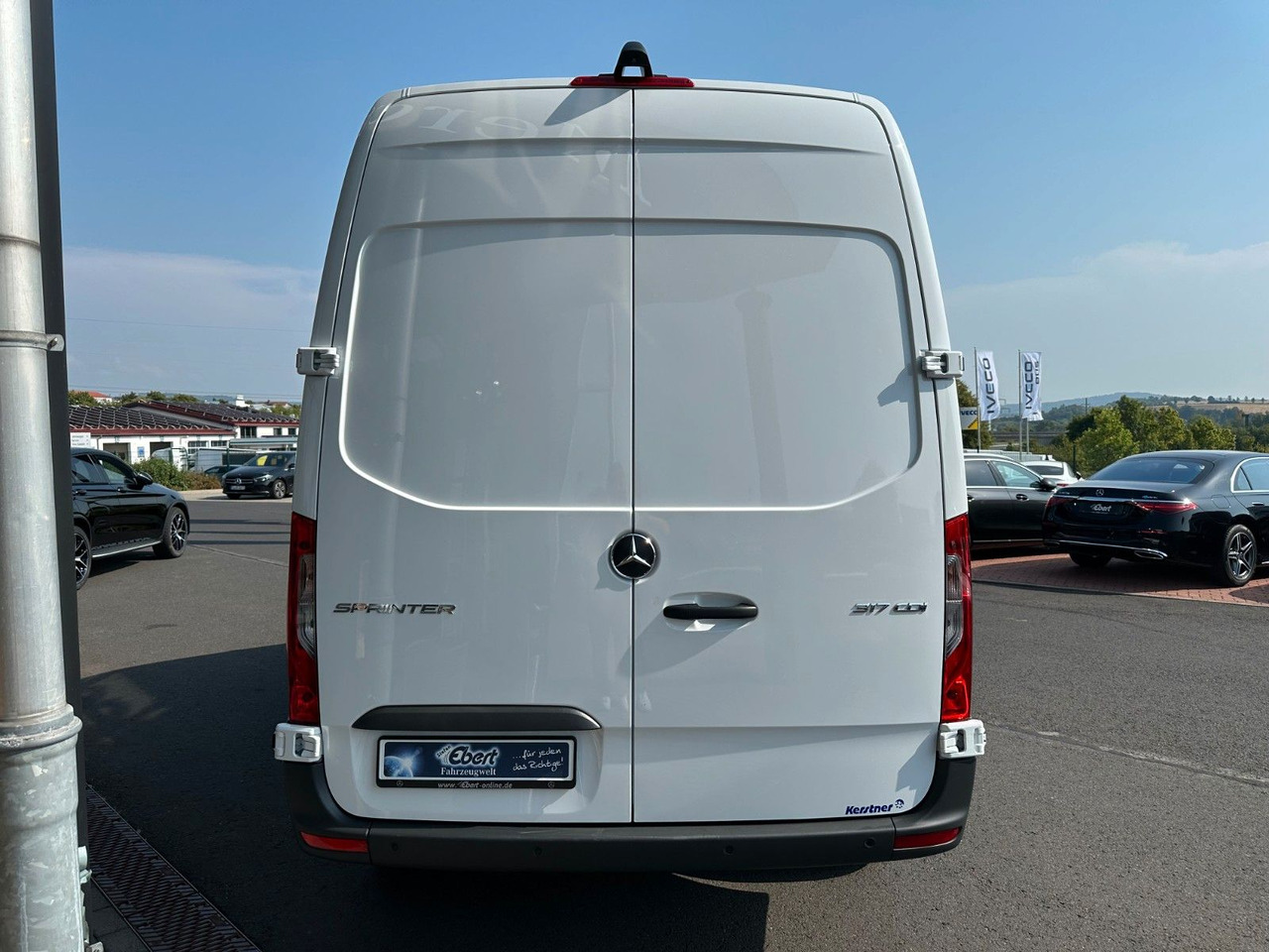 Mercedes-Benz Sprinter 317 CDI Frischdienst Fahr-/Standkühlung - Dostavno vozilo hladnjača: slika Mercedes-Benz Sprinter 317 CDI Frischdienst Fahr-/Standkühlung - Dostavno vozilo hladnjača Mercedes-Benz Sprinter 317 CDI Frischdienst Fahr-/Standkühlung - Dostavno vozilo hladnjača: slika Mercedes-Benz Sprinter 317 CDI Frischdienst Fahr-/Standkühlung - Dostavno vozilo hladnjača