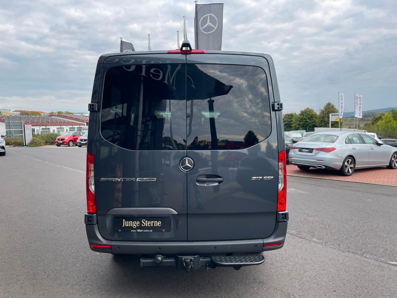 Mercedes-Benz Sprinter 317 CDI Tourer 3665 9G Kamera AHK3,5to - Putnički kombi: slika  Mercedes-Benz Sprinter 317 CDI Tourer 3665 9G Kamera AHK3,5to - Putnički kombi Mercedes-Benz Sprinter 317 CDI Tourer 3665 9G Kamera AHK3,5to - Putnički kombi: slika  Mercedes-Benz Sprinter 317 CDI Tourer 3665 9G Kamera AHK3,5to - Putnički kombi