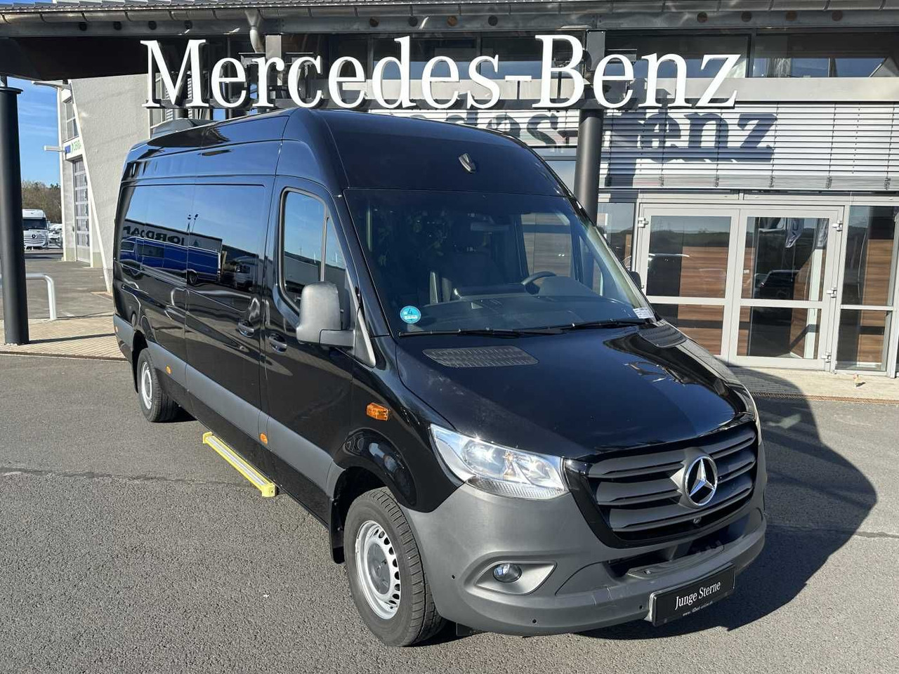 Mercedes-Benz Sprinter 317 CDI Tourer Dachklima AHK 360 MBUX - Dostavno vozilo s dvostrukom kabinom: slika Mercedes-Benz Sprinter 317 CDI Tourer Dachklima AHK 360 MBUX - Dostavno vozilo s dvostrukom kabinom Mercedes-Benz Sprinter 317 CDI Tourer Dachklima AHK 360 MBUX - Dostavno vozilo s dvostrukom kabinom: slika Mercedes-Benz Sprinter 317 CDI Tourer Dachklima AHK 360 MBUX - Dostavno vozilo s dvostrukom kabinom