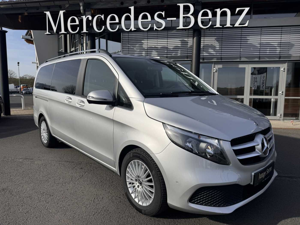Mercedes-Benz V 220 d EDITION DISTRONIC MBUX Kamera 6Sitze - Putnički kombi: slika Mercedes-Benz V 220 d EDITION DISTRONIC MBUX Kamera 6Sitze - Putnički kombi Mercedes-Benz V 220 d EDITION DISTRONIC MBUX Kamera 6Sitze - Putnički kombi: slika Mercedes-Benz V 220 d EDITION DISTRONIC MBUX Kamera 6Sitze - Putnički kombi
