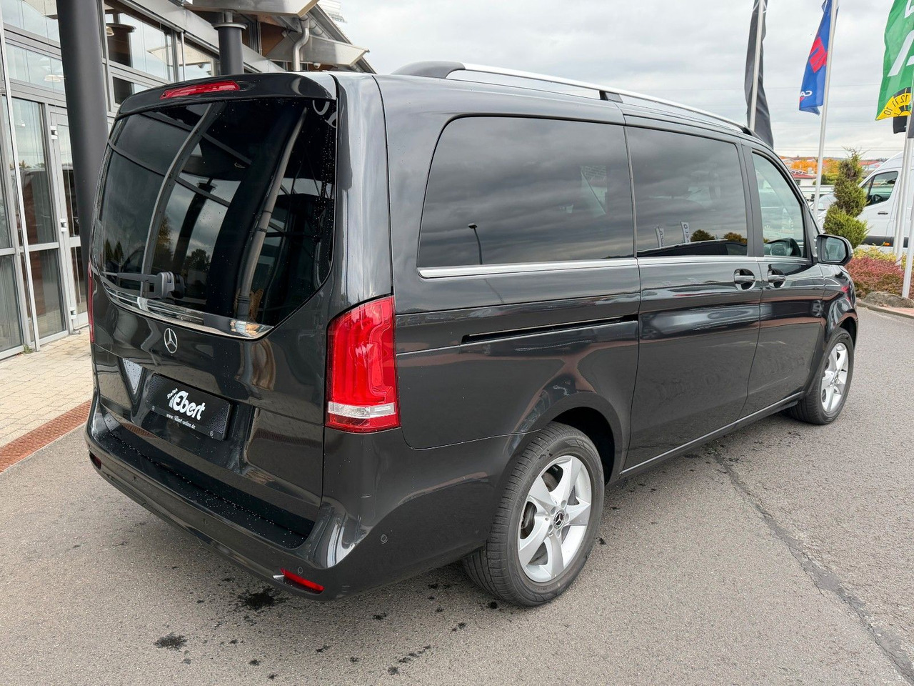Mercedes-Benz V 250 AVANTGARDE ED AHK Tisch 6Sitze - Karavan: slika Mercedes-Benz V 250 AVANTGARDE ED AHK Tisch 6Sitze - Karavan Mercedes-Benz V 250 AVANTGARDE ED AHK Tisch 6Sitze - Karavan: slika Mercedes-Benz V 250 AVANTGARDE ED AHK Tisch 6Sitze - Karavan