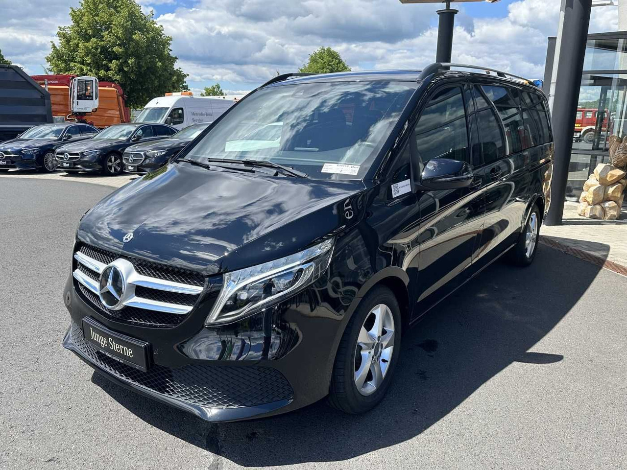 Mercedes-Benz V 250 d EDITION ILS Panorama Kamera 8Sitze - Putnički kombi: slika Mercedes-Benz V 250 d EDITION ILS Panorama Kamera 8Sitze - Putnički kombi Mercedes-Benz V 250 d EDITION ILS Panorama Kamera 8Sitze - Putnički kombi: slika Mercedes-Benz V 250 d EDITION ILS Panorama Kamera 8Sitze - Putnički kombi