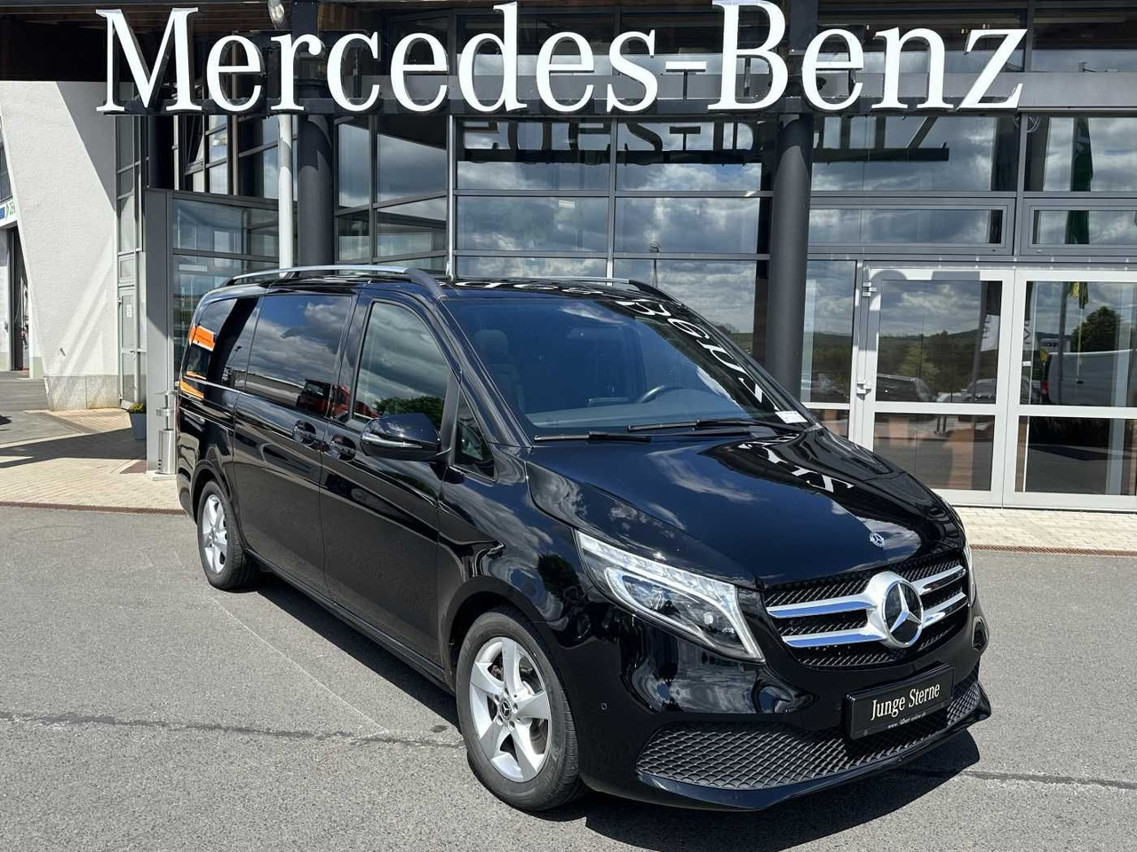 Mercedes-Benz V 250 d EDITION ILS Panorama Kamera 8Sitze - Putnički kombi: slika Mercedes-Benz V 250 d EDITION ILS Panorama Kamera 8Sitze - Putnički kombi Mercedes-Benz V 250 d EDITION ILS Panorama Kamera 8Sitze - Putnički kombi: slika Mercedes-Benz V 250 d EDITION ILS Panorama Kamera 8Sitze - Putnički kombi