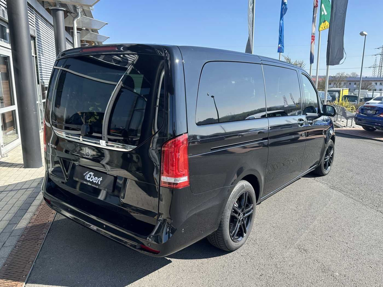 Mercedes-Benz V 250 d EDITION Leder Kamera ILS 7Sitze - Putnički kombi: slika Mercedes-Benz V 250 d EDITION Leder Kamera ILS 7Sitze - Putnički kombi Mercedes-Benz V 250 d EDITION Leder Kamera ILS 7Sitze - Putnički kombi: slika Mercedes-Benz V 250 d EDITION Leder Kamera ILS 7Sitze - Putnički kombi