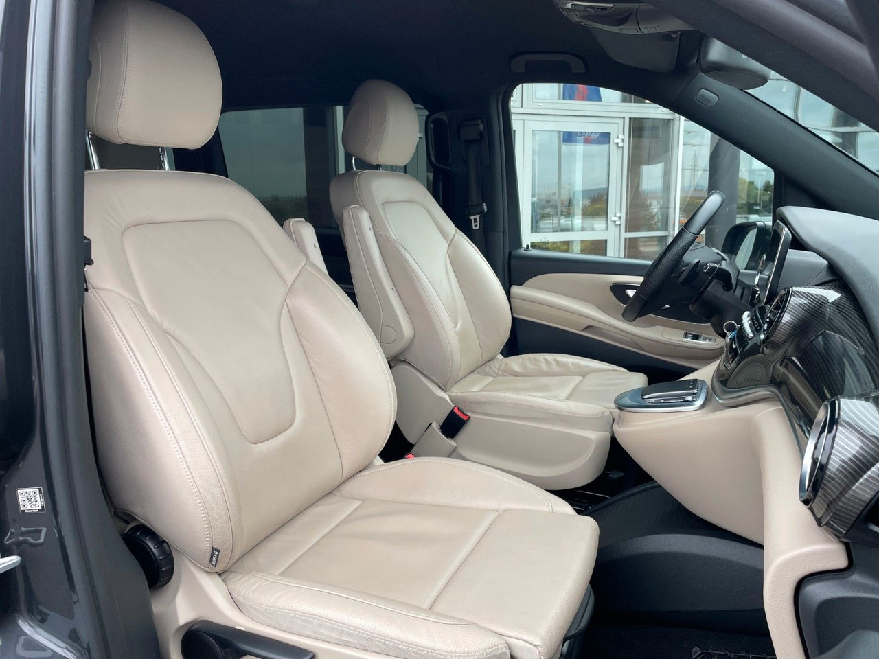 Karavan Mercedes-Benz V 300 d AVA ED 4MATIC Sitzklima Burmester 6Sitze: slika Karavan Mercedes-Benz V 300 d AVA ED 4MATIC Sitzklima Burmester 6Sitze