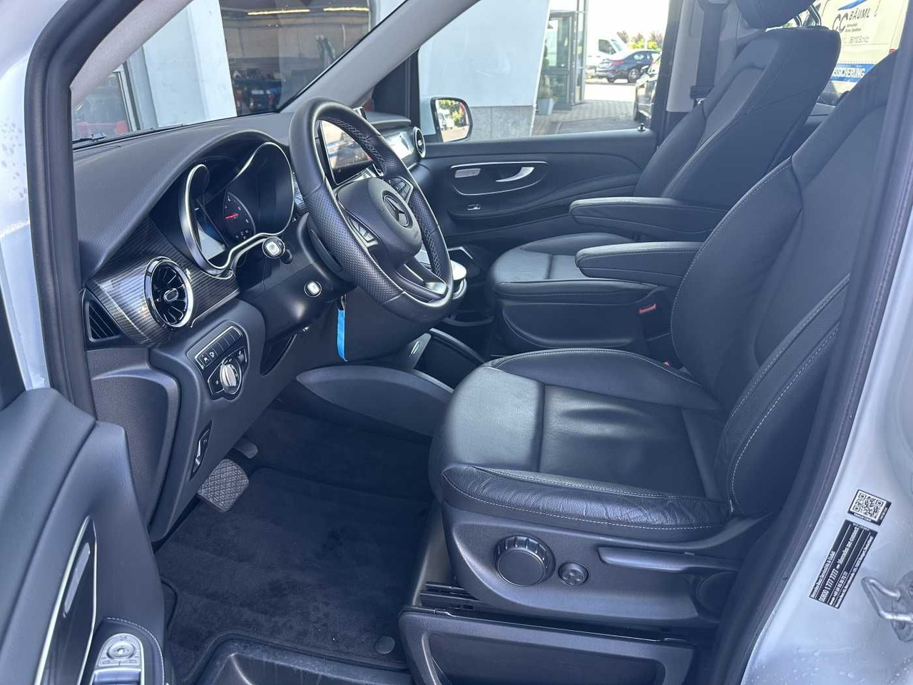 Putnički kombi Mercedes-Benz V 300 d AVA ED 6Sitze Burmester 360Kamera el Tür: slika Putnički kombi Mercedes-Benz V 300 d AVA ED 6Sitze Burmester 360Kamera el Tür