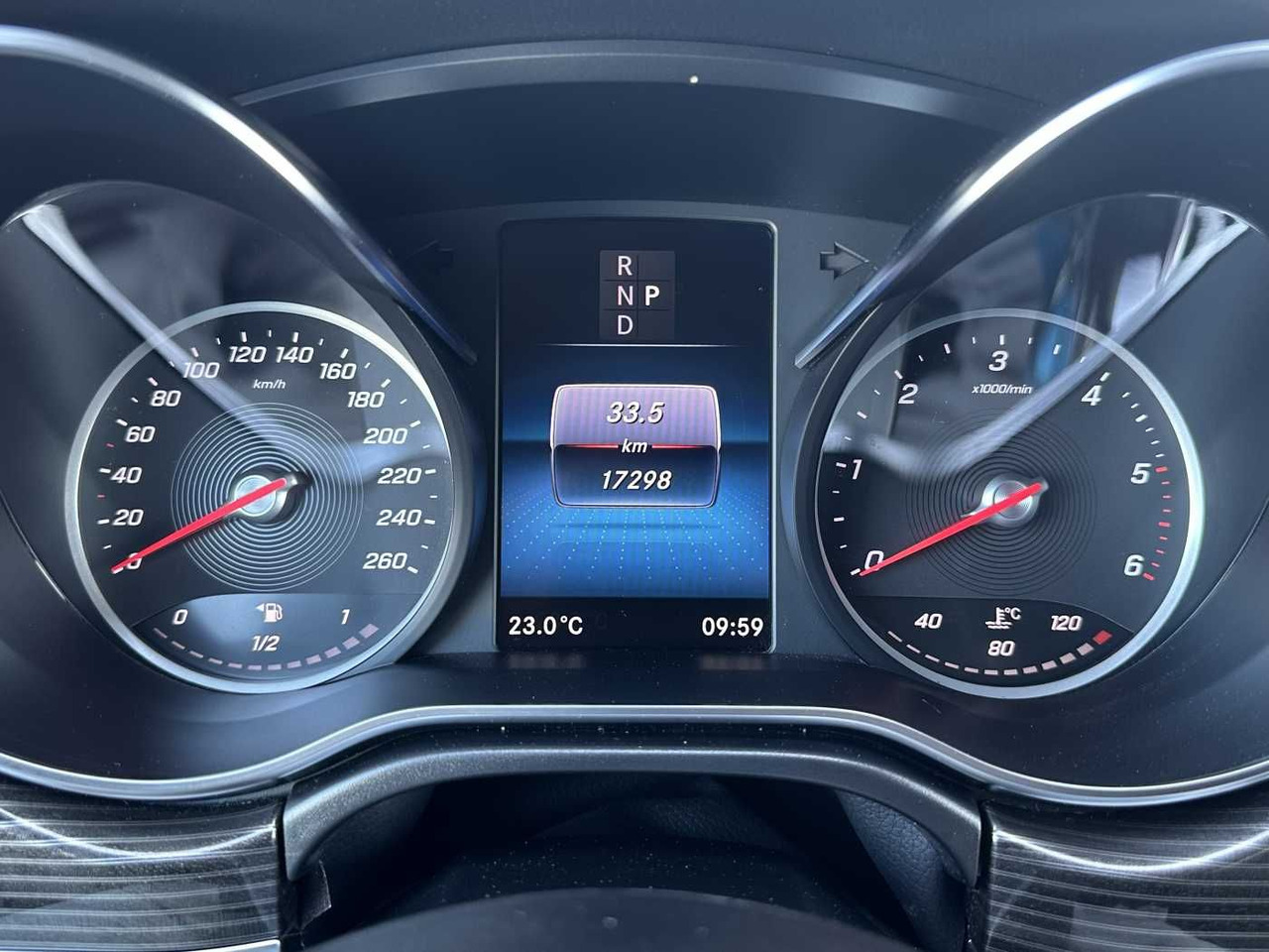 Putnički kombi Mercedes-Benz V 300 d AVA ED 6Sitze Burmester 360Kamera el Tür: slika Putnički kombi Mercedes-Benz V 300 d AVA ED 6Sitze Burmester 360Kamera el Tür