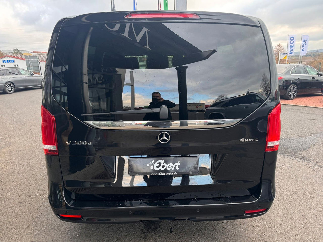 Mercedes-Benz V 300 d AVA Extralang 4MATIC AHK Stdh DISTRONIC - Karavan: slika Mercedes-Benz V 300 d AVA Extralang 4MATIC AHK Stdh DISTRONIC - Karavan Mercedes-Benz V 300 d AVA Extralang 4MATIC AHK Stdh DISTRONIC - Karavan: slika Mercedes-Benz V 300 d AVA Extralang 4MATIC AHK Stdh DISTRONIC - Karavan