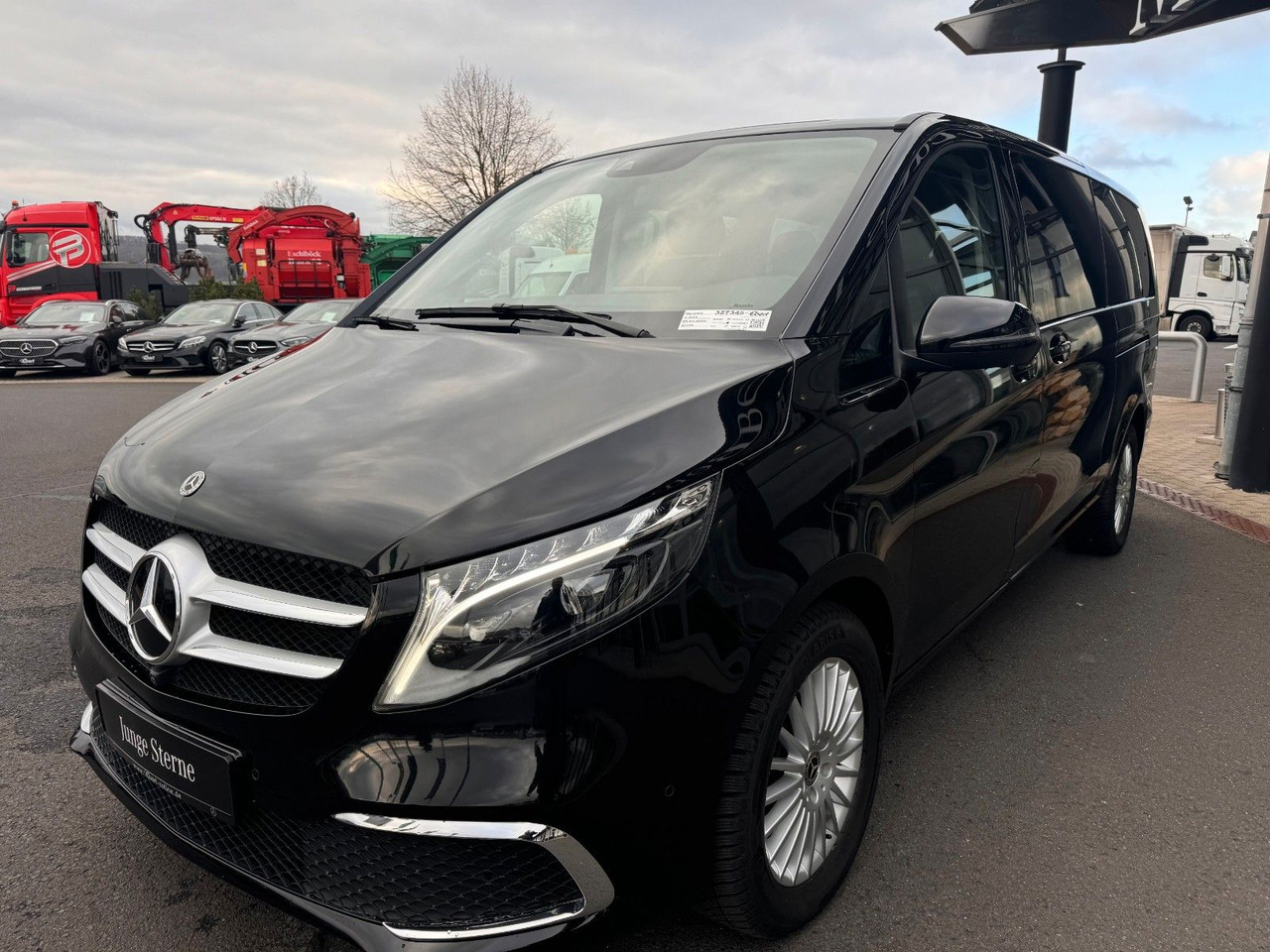 Mercedes-Benz V 300 d AVA Extralang 4MATIC AHK Stdh DISTRONIC - Karavan: slika Mercedes-Benz V 300 d AVA Extralang 4MATIC AHK Stdh DISTRONIC - Karavan Mercedes-Benz V 300 d AVA Extralang 4MATIC AHK Stdh DISTRONIC - Karavan: slika Mercedes-Benz V 300 d AVA Extralang 4MATIC AHK Stdh DISTRONIC - Karavan