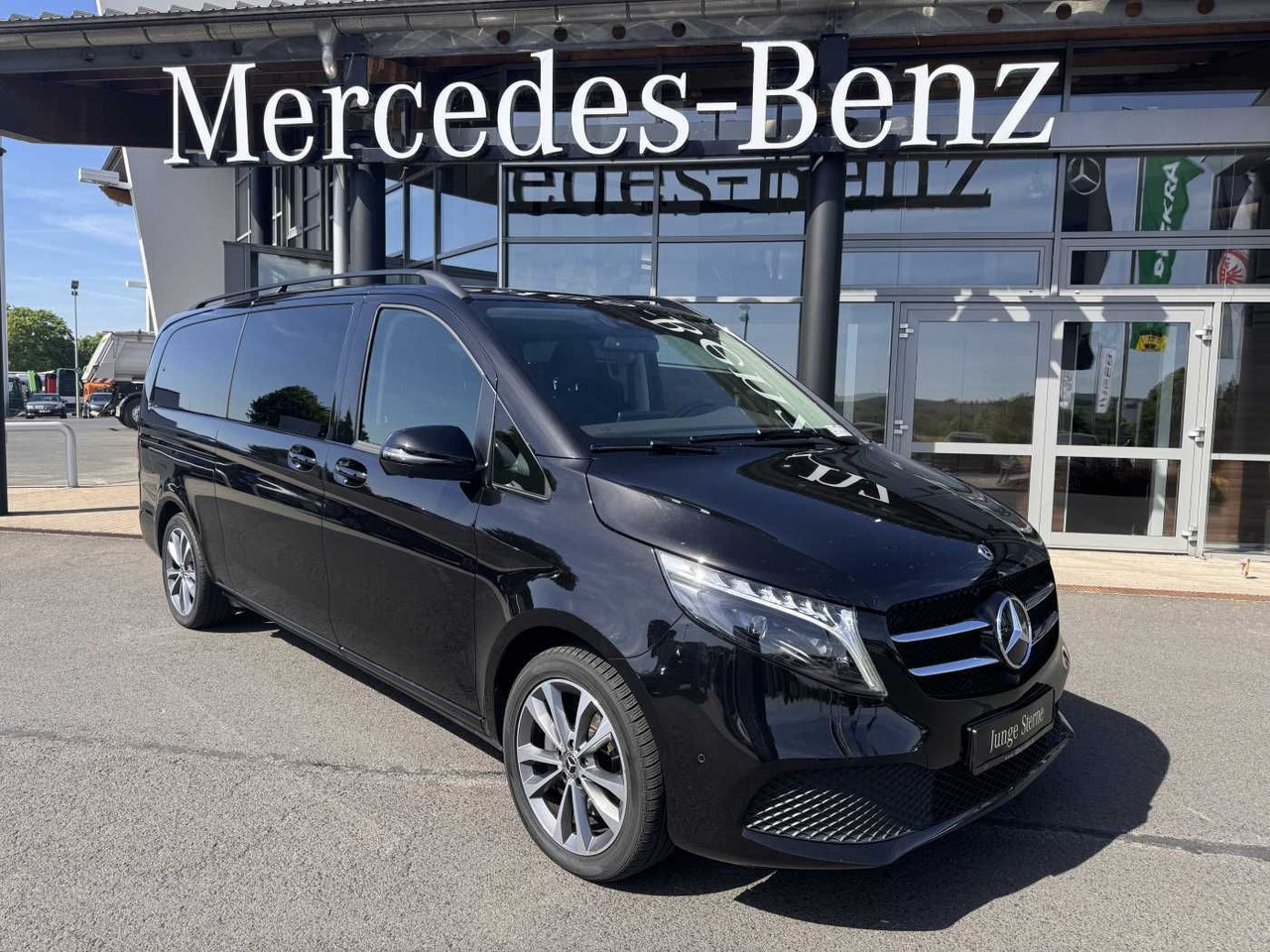 Mercedes-Benz V 300 d AVA Extralang AIRMATIC Standheiz 360Kam - Automobil: slika Mercedes-Benz V 300 d AVA Extralang AIRMATIC Standheiz 360Kam - Automobil Mercedes-Benz V 300 d AVA Extralang AIRMATIC Standheiz 360Kam - Automobil: slika Mercedes-Benz V 300 d AVA Extralang AIRMATIC Standheiz 360Kam - Automobil