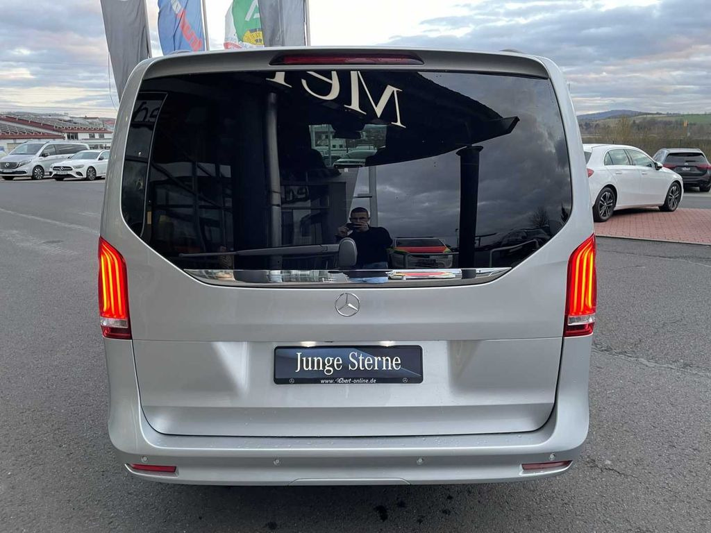 Mercedes-Benz V 300 d EXCLUSIVE ED AMG Panorama AHK2,5 DISTRON Mercedes-Benz V 300 d EXCLUSIVE ED AMG Panorama AHK2,5 DISTRON - Minibus, Putnički kombi: slika Mercedes-Benz V 300 d EXCLUSIVE ED AMG Panorama AHK2,5 DISTRON Mercedes-Benz V 300 d EXCLUSIVE ED AMG Panorama AHK2,5 DISTRON - Minibus, Putnički kombi Mercedes-Benz V 300 d EXCLUSIVE ED AMG Panorama AHK2,5 DISTRON Mercedes-Benz V 300 d EXCLUSIVE ED AMG Panorama AHK2,5 DISTRON - Minibus, Putnički kombi: slika Mercedes-Benz V 300 d EXCLUSIVE ED AMG Panorama AHK2,5 DISTRON Mercedes-Benz V 300 d EXCLUSIVE ED AMG Panorama AHK2,5 DISTRON - Minibus, Putnički kombi