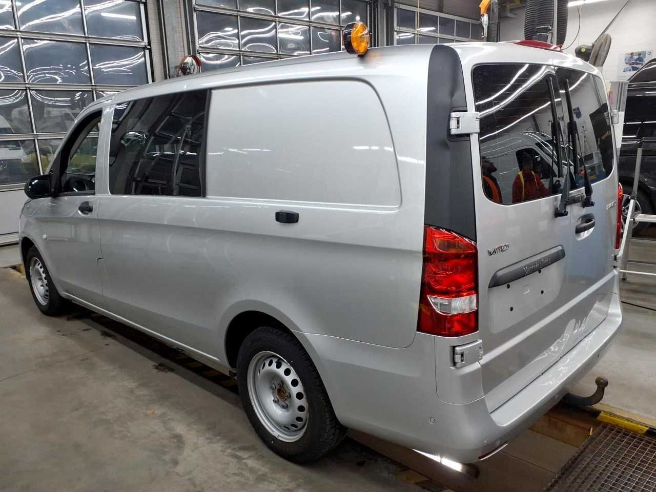 Mercedes-Benz Vito 114 CDI Mixto Regal AHK Klima PARKTRONIC - Putnički kombi: slika Mercedes-Benz Vito 114 CDI Mixto Regal AHK Klima PARKTRONIC - Putnički kombi Mercedes-Benz Vito 114 CDI Mixto Regal AHK Klima PARKTRONIC - Putnički kombi: slika Mercedes-Benz Vito 114 CDI Mixto Regal AHK Klima PARKTRONIC - Putnički kombi