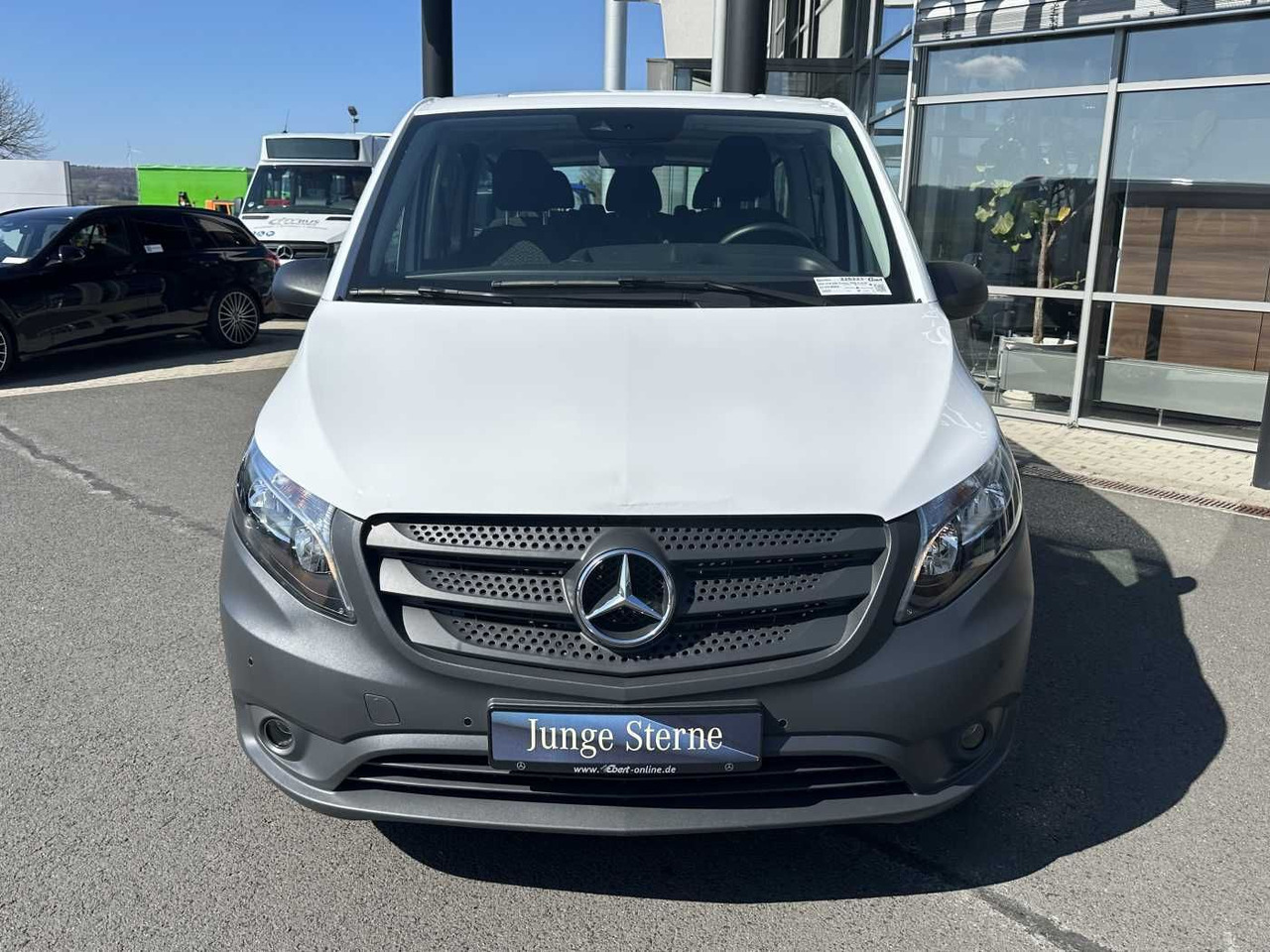 Mercedes-Benz Vito 114 CDI Tourer 8Sitze Klima Audio40 Kamera - Putnički kombi: slika Mercedes-Benz Vito 114 CDI Tourer 8Sitze Klima Audio40 Kamera - Putnički kombi Mercedes-Benz Vito 114 CDI Tourer 8Sitze Klima Audio40 Kamera - Putnički kombi: slika Mercedes-Benz Vito 114 CDI Tourer 8Sitze Klima Audio40 Kamera - Putnički kombi