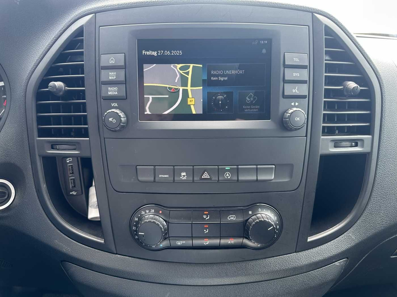 Putnički kombi Mercedes-Benz Vito 114 CDI Tourer 9G Klima Audio40 Extralang: slika Putnički kombi Mercedes-Benz Vito 114 CDI Tourer 9G Klima Audio40 Extralang
