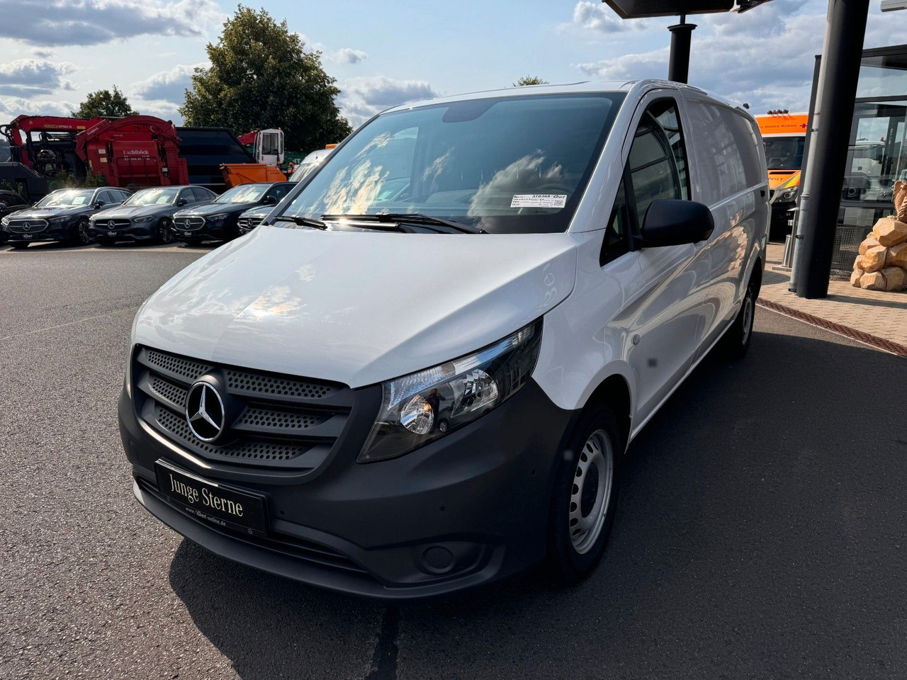 Mercedes-Benz Vito 116 CDI 3200 Klima Kamera Audio40 - Furgon: slika Mercedes-Benz Vito 116 CDI 3200 Klima Kamera Audio40 - Furgon Mercedes-Benz Vito 116 CDI 3200 Klima Kamera Audio40 - Furgon: slika Mercedes-Benz Vito 116 CDI 3200 Klima Kamera Audio40 - Furgon