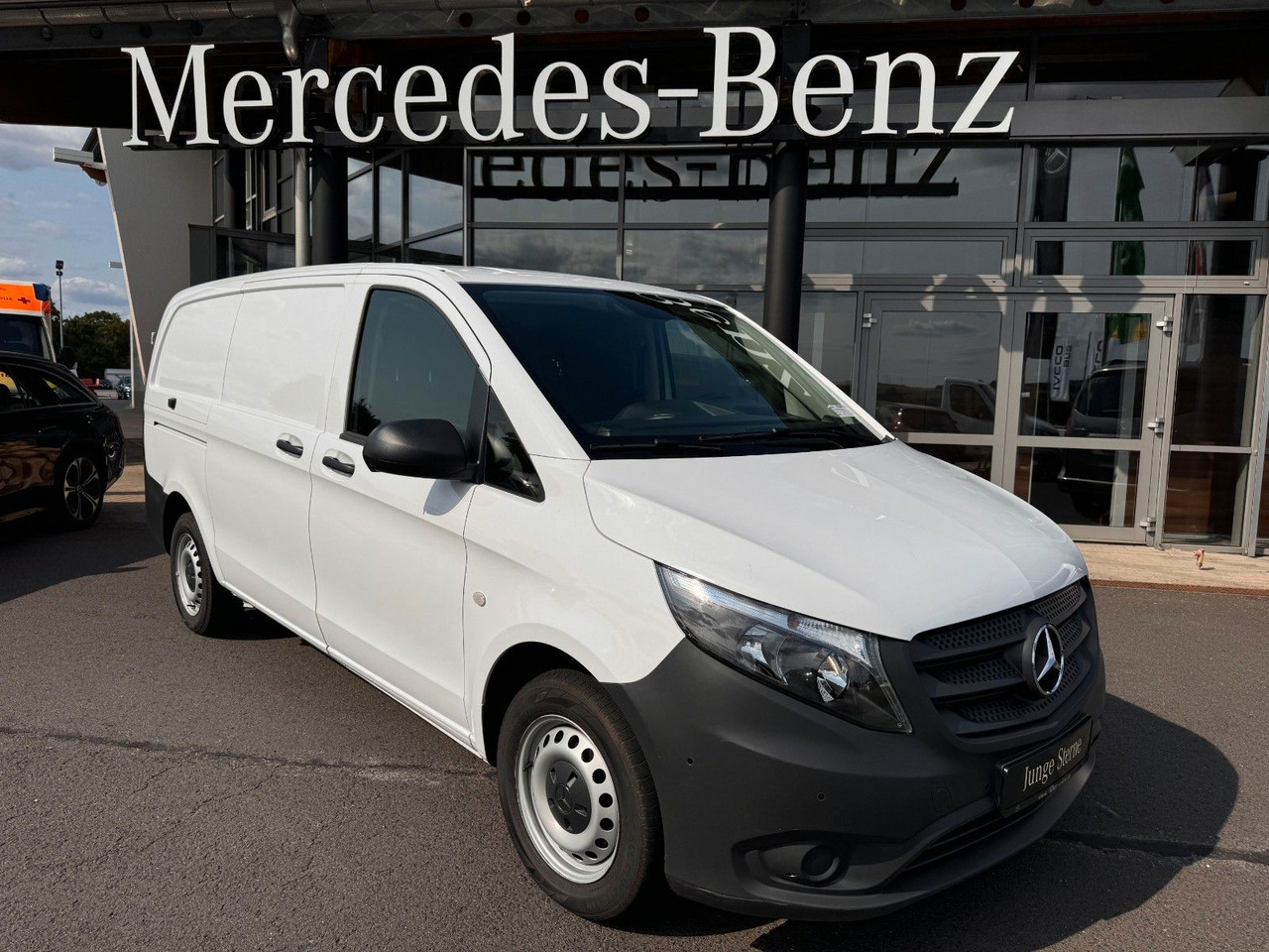 Mercedes-Benz Vito 116 CDI 3200 Klima Kamera Audio40 - Furgon: slika Mercedes-Benz Vito 116 CDI 3200 Klima Kamera Audio40 - Furgon Mercedes-Benz Vito 116 CDI 3200 Klima Kamera Audio40 - Furgon: slika Mercedes-Benz Vito 116 CDI 3200 Klima Kamera Audio40 - Furgon