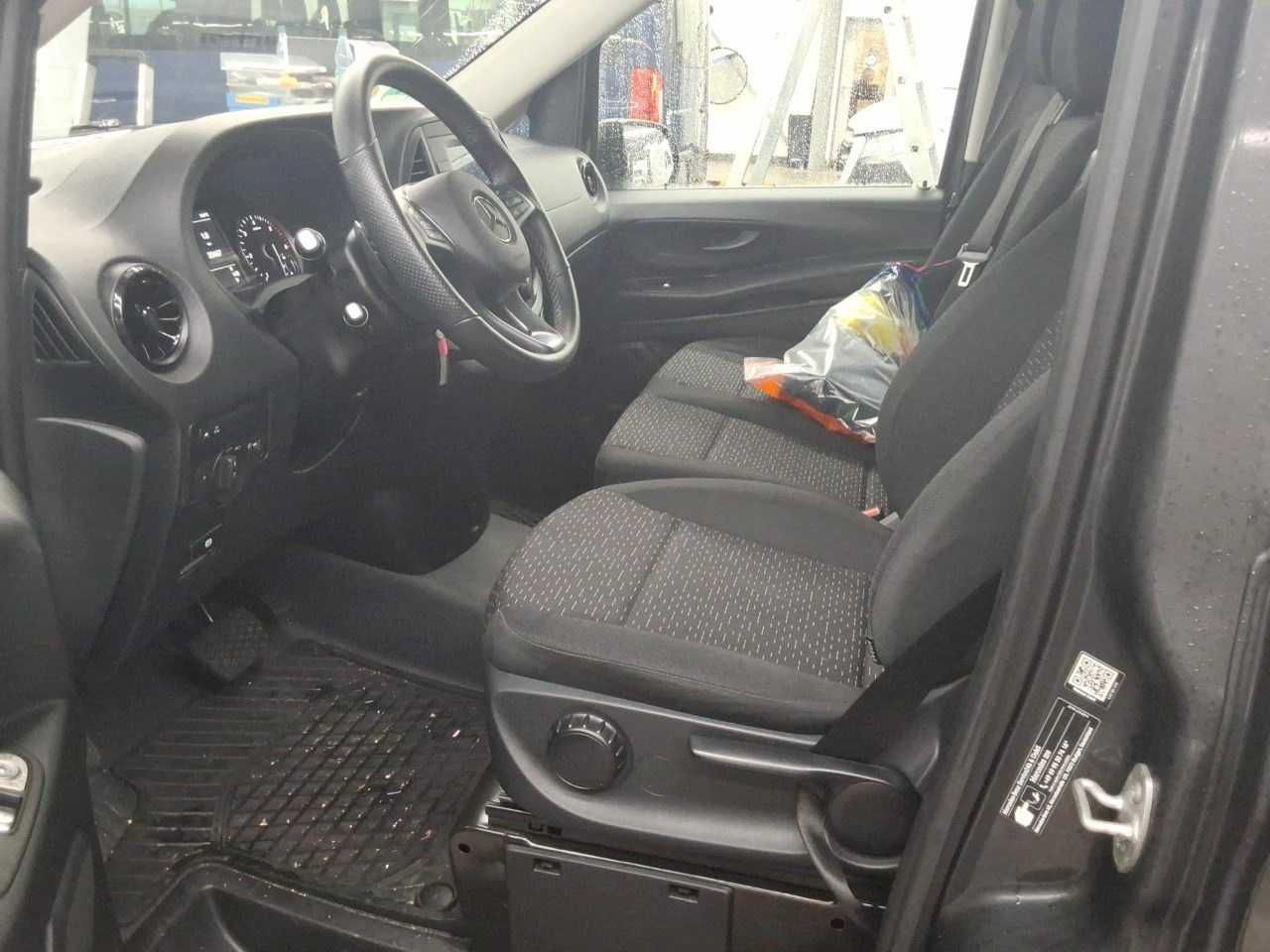 Mercedes-Benz Vito 116 CDI Tourer 2xKlima AHK Kamera Audio40 - Automobil: slika Mercedes-Benz Vito 116 CDI Tourer 2xKlima AHK Kamera Audio40 - Automobil Mercedes-Benz Vito 116 CDI Tourer 2xKlima AHK Kamera Audio40 - Automobil: slika Mercedes-Benz Vito 116 CDI Tourer 2xKlima AHK Kamera Audio40 - Automobil