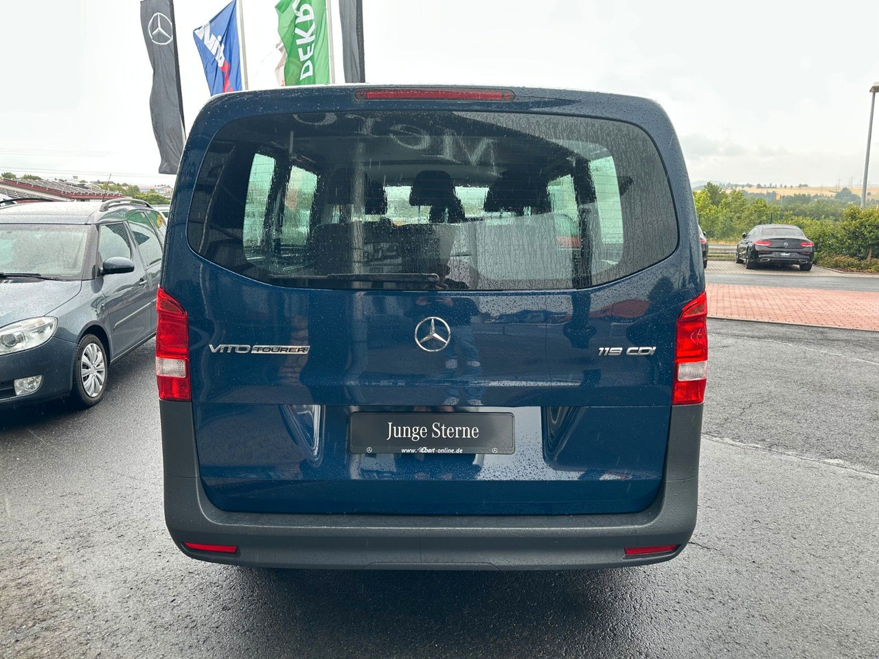 Mercedes-Benz Vito 119 CDI Tourer 3200 Klima AHK Tempomat - Putnički kombi: slika Mercedes-Benz Vito 119 CDI Tourer 3200 Klima AHK Tempomat - Putnički kombi Mercedes-Benz Vito 119 CDI Tourer 3200 Klima AHK Tempomat - Putnički kombi: slika Mercedes-Benz Vito 119 CDI Tourer 3200 Klima AHK Tempomat - Putnički kombi