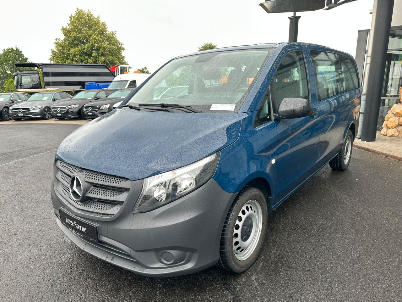 Mercedes-Benz Vito 119 CDI Tourer 3200 Klima AHK Tempomat - Putnički kombi: slika Mercedes-Benz Vito 119 CDI Tourer 3200 Klima AHK Tempomat - Putnički kombi Mercedes-Benz Vito 119 CDI Tourer 3200 Klima AHK Tempomat - Putnički kombi: slika Mercedes-Benz Vito 119 CDI Tourer 3200 Klima AHK Tempomat - Putnički kombi
