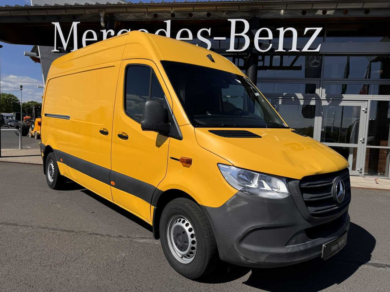 Mercedes-Benz eSprinter 312 KEP-AusbauPaket-Regal Kamera Klima - Furgon, Električno dostavno vozilo: slika Mercedes-Benz eSprinter 312 KEP-AusbauPaket-Regal Kamera Klima - Furgon, Električno dostavno vozilo Mercedes-Benz eSprinter 312 KEP-AusbauPaket-Regal Kamera Klima - Furgon, Električno dostavno vozilo: slika Mercedes-Benz eSprinter 312 KEP-AusbauPaket-Regal Kamera Klima - Furgon, Električno dostavno vozilo