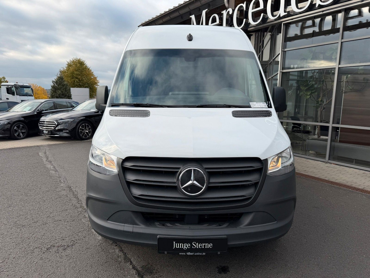 Mercedes-Benz eSprinter 312 Klima SHZ Kamera - Furgon, Električno dostavno vozilo: slika Mercedes-Benz eSprinter 312 Klima SHZ Kamera - Furgon, Električno dostavno vozilo Mercedes-Benz eSprinter 312 Klima SHZ Kamera - Furgon, Električno dostavno vozilo: slika Mercedes-Benz eSprinter 312 Klima SHZ Kamera - Furgon, Električno dostavno vozilo
