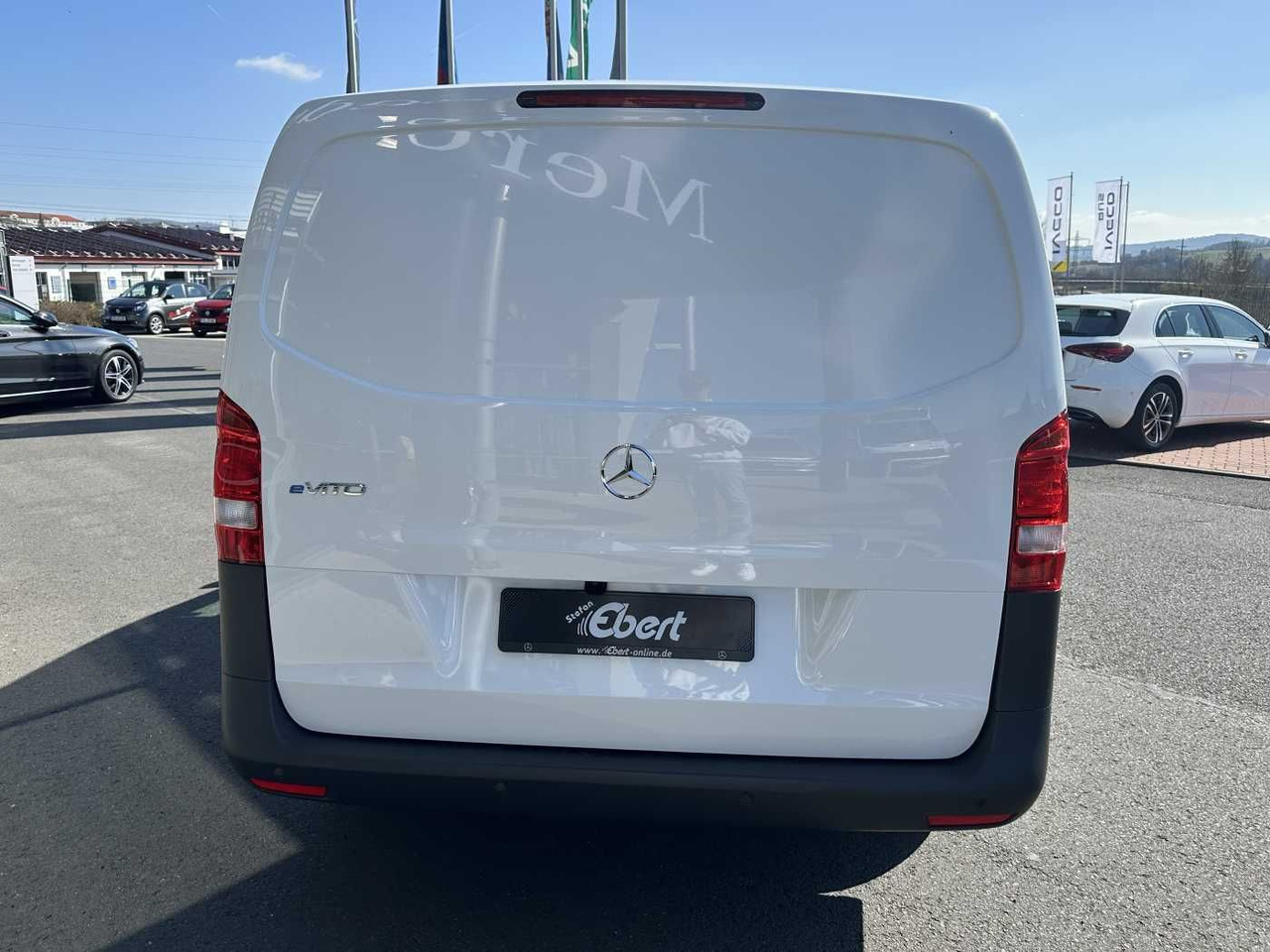 Mercedes-Benz eVito 112 Klima Kamera Audio 30 Sitzheiz Tempom. - Mali kombi, Električno dostavno vozilo: slika Mercedes-Benz eVito 112 Klima Kamera Audio 30 Sitzheiz Tempom. - Mali kombi, Električno dostavno vozilo Mercedes-Benz eVito 112 Klima Kamera Audio 30 Sitzheiz Tempom. - Mali kombi, Električno dostavno vozilo: slika Mercedes-Benz eVito 112 Klima Kamera Audio 30 Sitzheiz Tempom. - Mali kombi, Električno dostavno vozilo