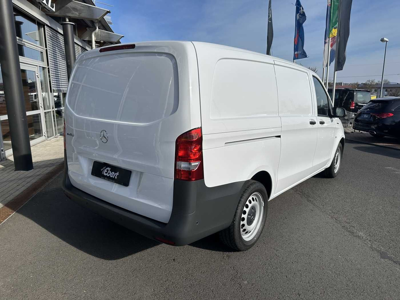 Mercedes-Benz eVito 112 Klima Kamera Audio 30 Sitzheiz Tempom. - Mali kombi, Električno dostavno vozilo: slika Mercedes-Benz eVito 112 Klima Kamera Audio 30 Sitzheiz Tempom. - Mali kombi, Električno dostavno vozilo Mercedes-Benz eVito 112 Klima Kamera Audio 30 Sitzheiz Tempom. - Mali kombi, Električno dostavno vozilo: slika Mercedes-Benz eVito 112 Klima Kamera Audio 30 Sitzheiz Tempom. - Mali kombi, Električno dostavno vozilo