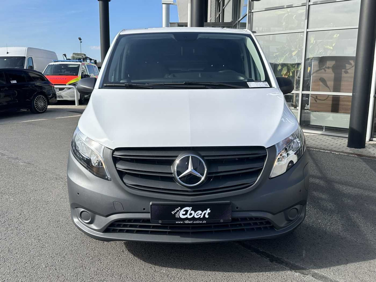Mercedes-Benz eVito 112 Klima Kamera Audio 30 Sitzheiz Tempom. - Mali kombi, Električno dostavno vozilo: slika Mercedes-Benz eVito 112 Klima Kamera Audio 30 Sitzheiz Tempom. - Mali kombi, Električno dostavno vozilo Mercedes-Benz eVito 112 Klima Kamera Audio 30 Sitzheiz Tempom. - Mali kombi, Električno dostavno vozilo: slika Mercedes-Benz eVito 112 Klima Kamera Audio 30 Sitzheiz Tempom. - Mali kombi, Električno dostavno vozilo