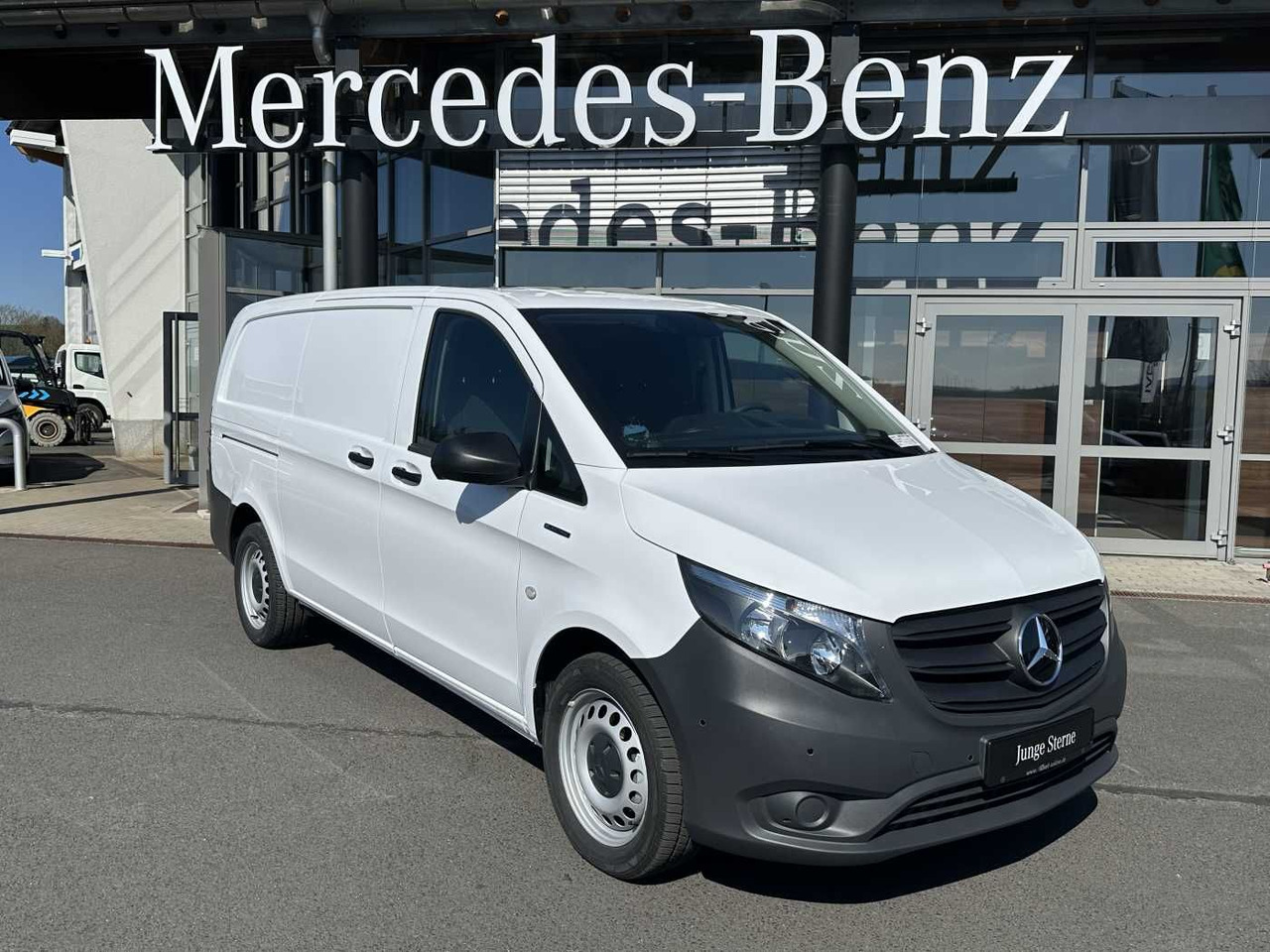 Mercedes-Benz eVito 112 Klima Kamera Audio 30 Sitzheiz Tempom. - Mali kombi, Električno dostavno vozilo: slika Mercedes-Benz eVito 112 Klima Kamera Audio 30 Sitzheiz Tempom. - Mali kombi, Električno dostavno vozilo Mercedes-Benz eVito 112 Klima Kamera Audio 30 Sitzheiz Tempom. - Mali kombi, Električno dostavno vozilo: slika Mercedes-Benz eVito 112 Klima Kamera Audio 30 Sitzheiz Tempom. - Mali kombi, Električno dostavno vozilo