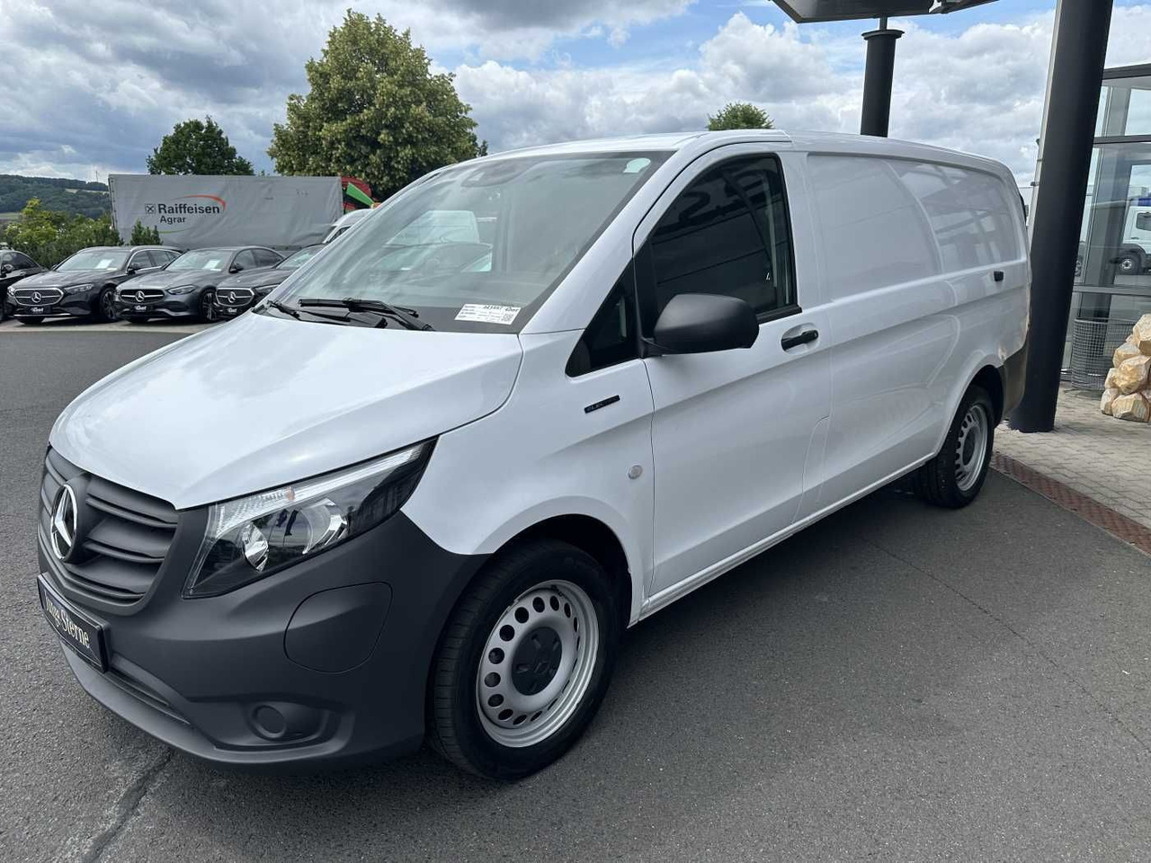 Mercedes-Benz eVito 112 Klima Kamera Navi SHZ Tempomat - Mali kombi, Električno dostavno vozilo: slika Mercedes-Benz eVito 112 Klima Kamera Navi SHZ Tempomat - Mali kombi, Električno dostavno vozilo Mercedes-Benz eVito 112 Klima Kamera Navi SHZ Tempomat - Mali kombi, Električno dostavno vozilo: slika Mercedes-Benz eVito 112 Klima Kamera Navi SHZ Tempomat - Mali kombi, Električno dostavno vozilo