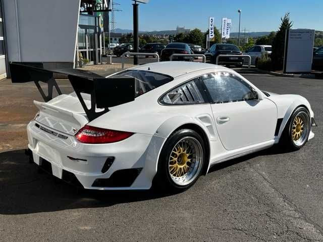 Porsche 997 GT2 RSR Rennwagen - Coupe: slika Porsche 997 GT2 RSR Rennwagen - Coupe Porsche 997 GT2 RSR Rennwagen - Coupe: slika Porsche 997 GT2 RSR Rennwagen - Coupe