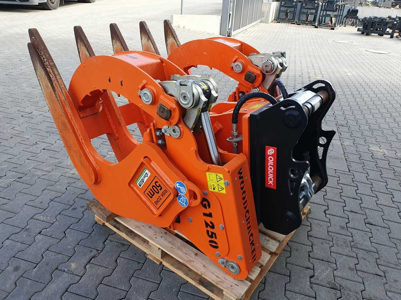 Zakup  Westtech G1250 Roderechen / Greifarme OQ65 DEMO Westtech G1250 Roderechen / Greifarme OQ65 DEMO: slika Zakup  Westtech G1250 Roderechen / Greifarme OQ65 DEMO Westtech G1250 Roderechen / Greifarme OQ65 DEMO