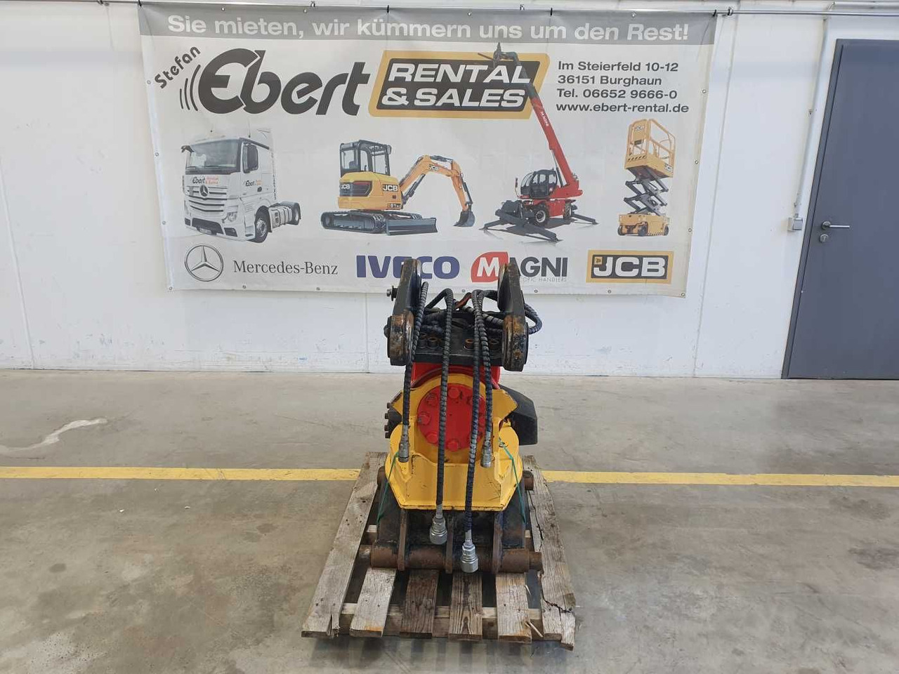 Rädlinger Schwenkrotator CAT M318 / CW 40 / 2016 - Tiltrotator: slika Rädlinger Schwenkrotator CAT M318 / CW 40 / 2016 - Tiltrotator Rädlinger Schwenkrotator CAT M318 / CW 40 / 2016 - Tiltrotator: slika Rädlinger Schwenkrotator CAT M318 / CW 40 / 2016 - Tiltrotator