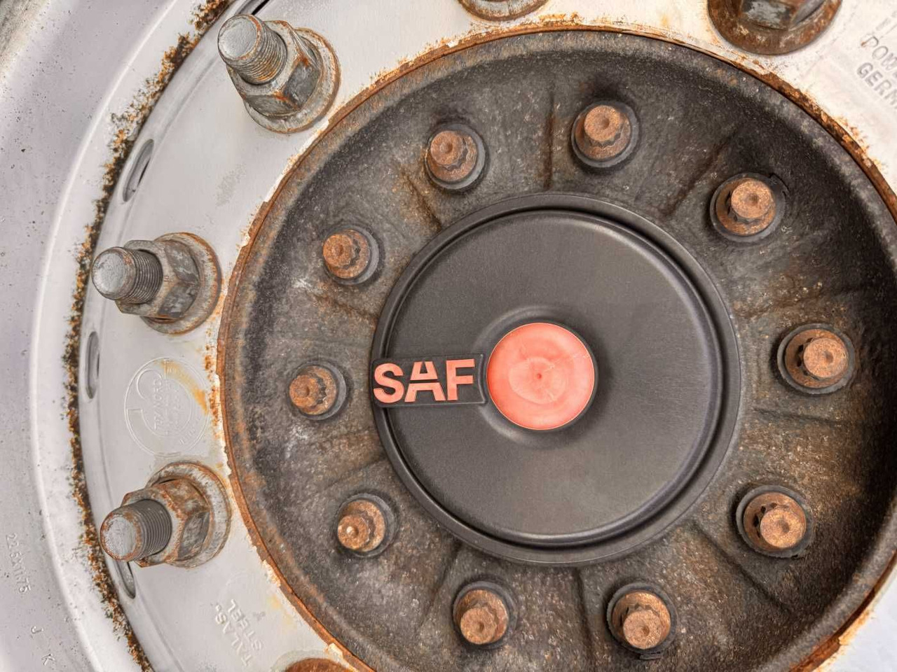 Novi Prikolica hladnjača Schmitz Cargobull SCB*2 Carrier Supra 950 U LBW Bär 2.000kg: slika Novi Prikolica hladnjača Schmitz Cargobull SCB*2 Carrier Supra 950 U LBW Bär 2.000kg Novi Prikolica hladnjača Schmitz Cargobull SCB*2 Carrier Supra 950 U LBW Bär 2.000kg: slika Novi Prikolica hladnjača Schmitz Cargobull SCB*2 Carrier Supra 950 U LBW Bär 2.000kg