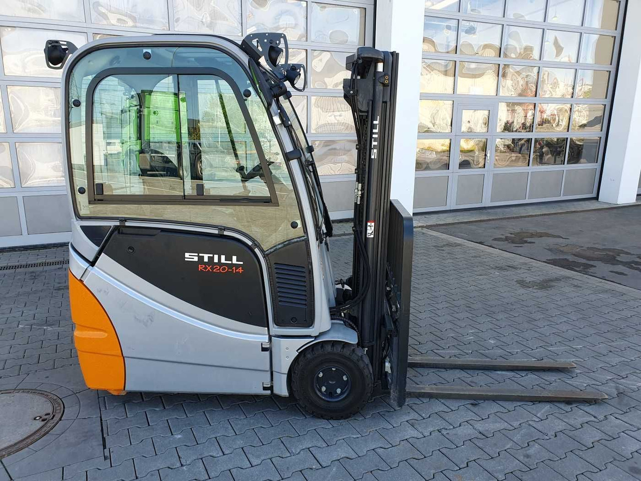 Still RX20-14 / 2016 / Triplex: 4.60m! / 271h / SS - Električni viličar: slika Still RX20-14 / 2016 / Triplex: 4.60m! / 271h / SS - Električni viličar Still RX20-14 / 2016 / Triplex: 4.60m! / 271h / SS - Električni viličar: slika Still RX20-14 / 2016 / Triplex: 4.60m! / 271h / SS - Električni viličar