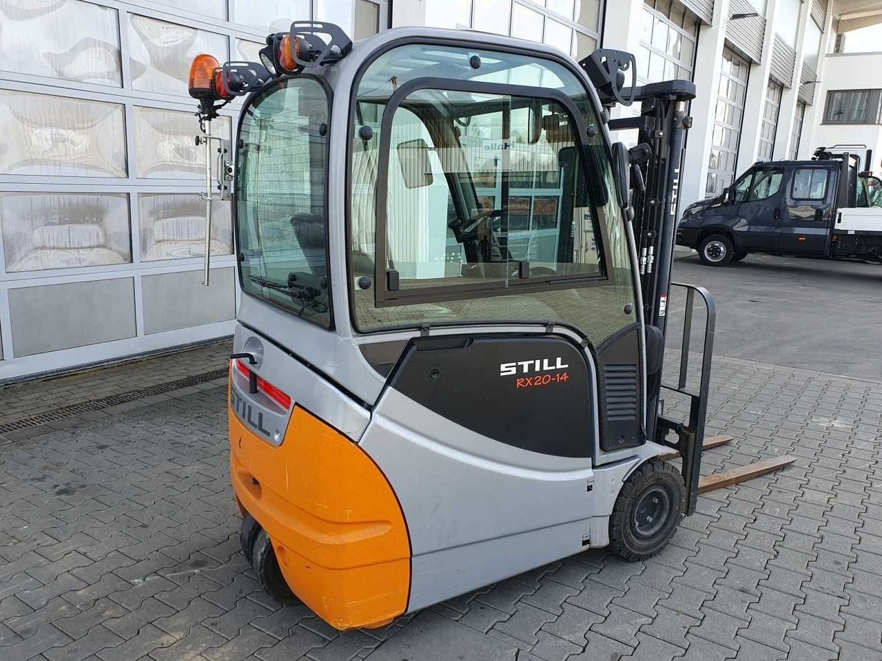 Still RX20-14 / Triplex: 4.30m! / nur 960h! / SS - Električni viličar: slika Still RX20-14 / Triplex: 4.30m! / nur 960h! / SS - Električni viličar Still RX20-14 / Triplex: 4.30m! / nur 960h! / SS - Električni viličar: slika Still RX20-14 / Triplex: 4.30m! / nur 960h! / SS - Električni viličar