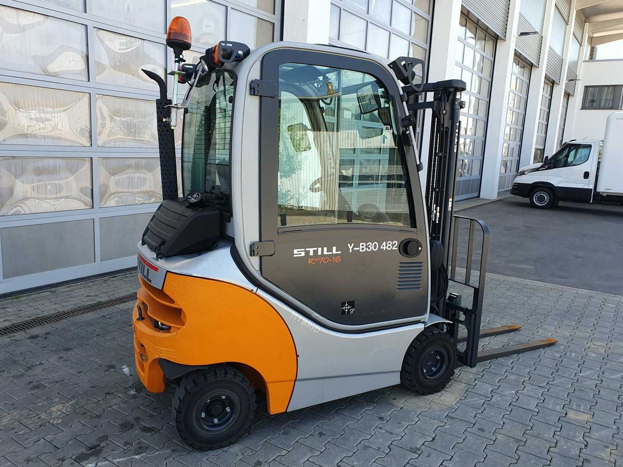 Still RX70-16 / Triplex: 4.60m / nur 576h! / 1.600kg - Diesel viličar: slika Still RX70-16 / Triplex: 4.60m / nur 576h! / 1.600kg - Diesel viličar Still RX70-16 / Triplex: 4.60m / nur 576h! / 1.600kg - Diesel viličar: slika Still RX70-16 / Triplex: 4.60m / nur 576h! / 1.600kg - Diesel viličar