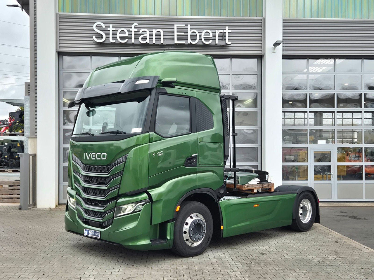 Iveco S-Way AS440S58T/FP 4x2 *MirrorCam*Retarder* - Tegljač: slika Iveco S-Way AS440S58T/FP 4x2 *MirrorCam*Retarder* - Tegljač Iveco S-Way AS440S58T/FP 4x2 *MirrorCam*Retarder* - Tegljač: slika Iveco S-Way AS440S58T/FP 4x2 *MirrorCam*Retarder* - Tegljač
