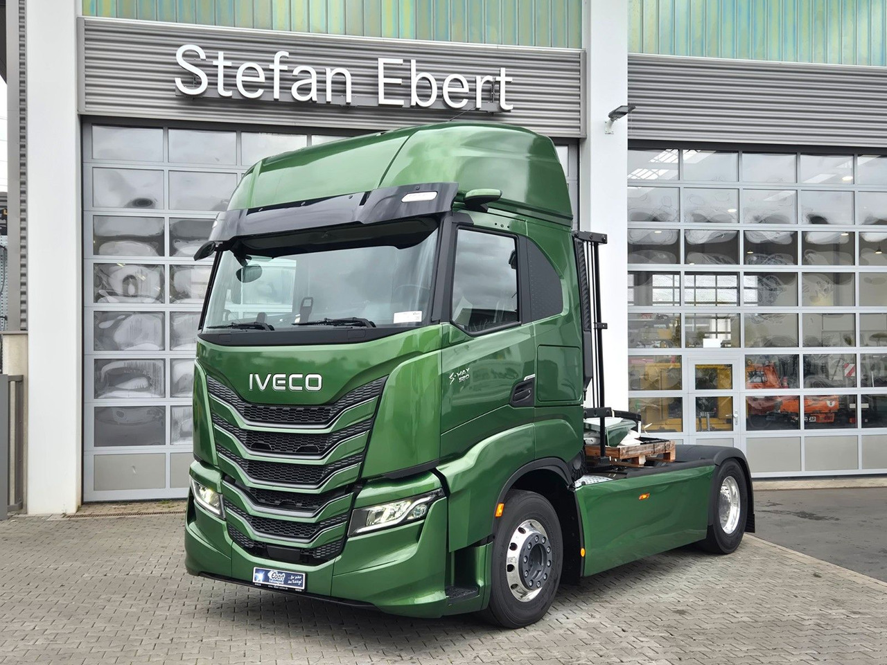 Iveco S-Way AS440S58T/FP 4x2 *MirrorCam*Retarder* - Tegljač: slika Iveco S-Way AS440S58T/FP 4x2 *MirrorCam*Retarder* - Tegljač Iveco S-Way AS440S58T/FP 4x2 *MirrorCam*Retarder* - Tegljač: slika Iveco S-Way AS440S58T/FP 4x2 *MirrorCam*Retarder* - Tegljač