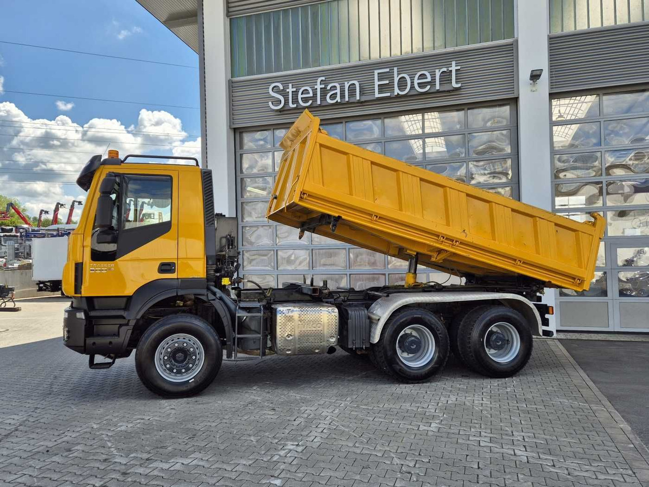 Iveco Trakker AD380T50 6x4 Kipper/SZM Wechselsystem - Tegljač: slika Iveco Trakker AD380T50 6x4 Kipper/SZM Wechselsystem - Tegljač Iveco Trakker AD380T50 6x4 Kipper/SZM Wechselsystem - Tegljač: slika Iveco Trakker AD380T50 6x4 Kipper/SZM Wechselsystem - Tegljač