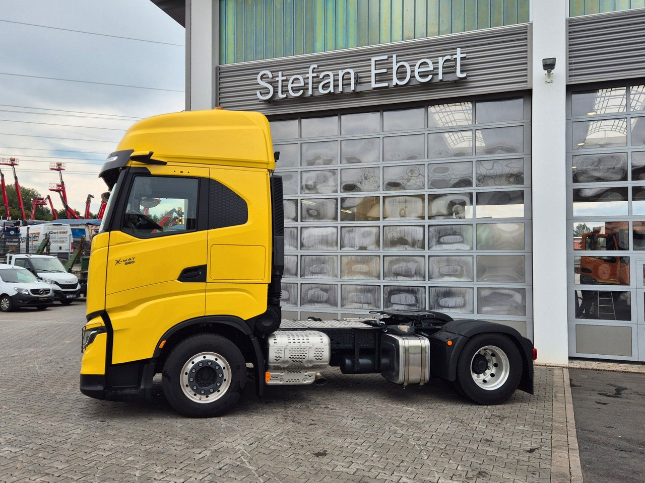 Iveco X-Way AS440X58T/FP ON 4x2 Hydraulik Mirror-Cams - Tegljač: slika Iveco X-Way AS440X58T/FP ON 4x2 Hydraulik Mirror-Cams - Tegljač Iveco X-Way AS440X58T/FP ON 4x2 Hydraulik Mirror-Cams - Tegljač: slika Iveco X-Way AS440X58T/FP ON 4x2 Hydraulik Mirror-Cams - Tegljač
