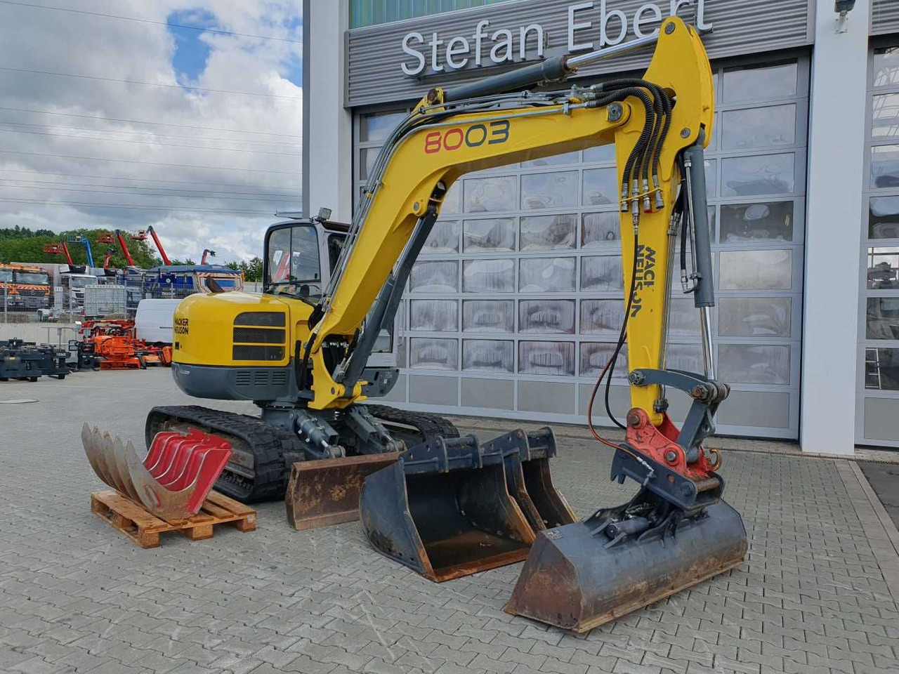 Wacker 8003 / MS08 / nur 4.035h / 2014 / Löffelpaket - Bager gusjeničar: slika Wacker 8003 / MS08 / nur 4.035h / 2014 / Löffelpaket - Bager gusjeničar Wacker 8003 / MS08 / nur 4.035h / 2014 / Löffelpaket - Bager gusjeničar: slika Wacker 8003 / MS08 / nur 4.035h / 2014 / Löffelpaket - Bager gusjeničar