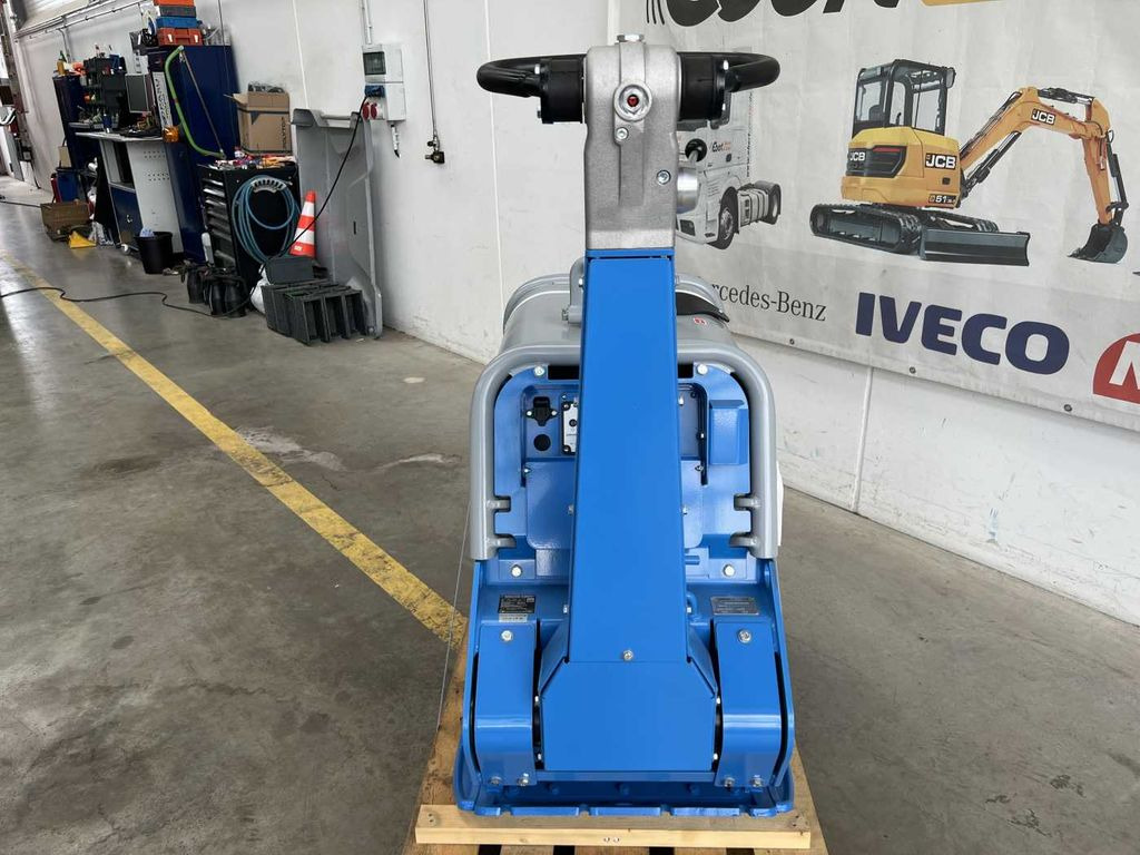 Weber Weber CR 8 MDM Hatz-Diesel / 601kg / DEMO / 2022 - Vibro ploča: slika Weber Weber CR 8 MDM Hatz-Diesel / 601kg / DEMO / 2022 - Vibro ploča Weber Weber CR 8 MDM Hatz-Diesel / 601kg / DEMO / 2022 - Vibro ploča: slika Weber Weber CR 8 MDM Hatz-Diesel / 601kg / DEMO / 2022 - Vibro ploča