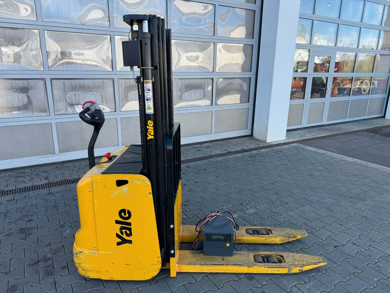 Yale MS 12 AC / Triplex: 4m! / nur 180h! / 2014 - Slagač stoga: slika Yale MS 12 AC / Triplex: 4m! / nur 180h! / 2014 - Slagač stoga Yale MS 12 AC / Triplex: 4m! / nur 180h! / 2014 - Slagač stoga: slika Yale MS 12 AC / Triplex: 4m! / nur 180h! / 2014 - Slagač stoga