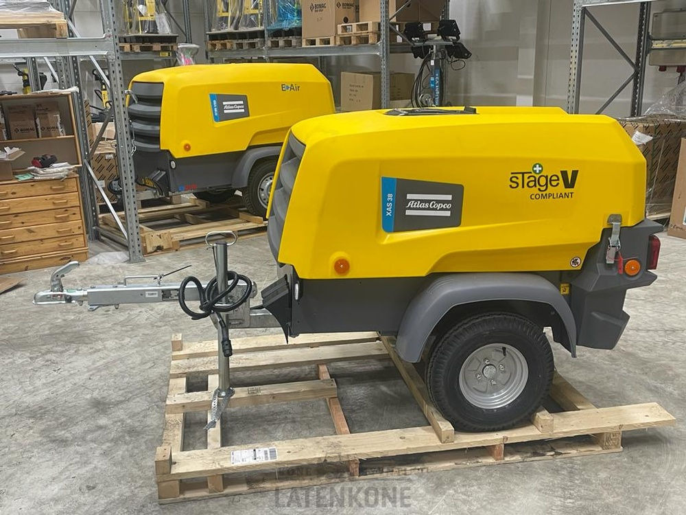 Atlas Copco XAS 38 StV Vaunukompressori UUSI - Zračni kompresor: slika Atlas Copco XAS 38 StV Vaunukompressori UUSI - Zračni kompresor Atlas Copco XAS 38 StV Vaunukompressori UUSI - Zračni kompresor: slika Atlas Copco XAS 38 StV Vaunukompressori UUSI - Zračni kompresor