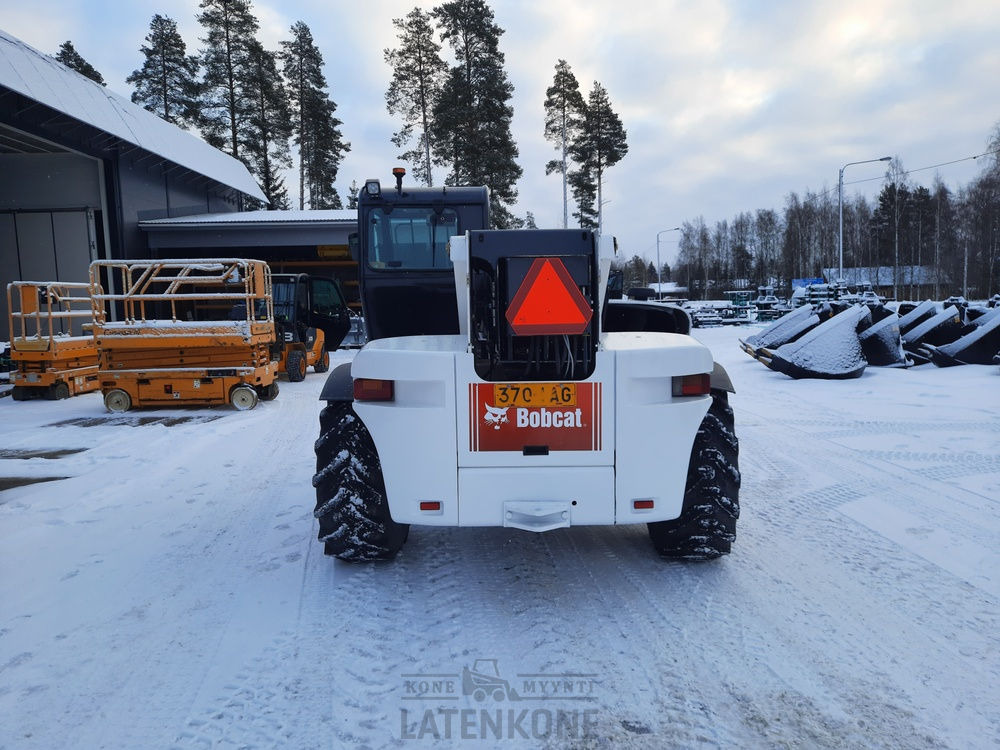 Teleskopski rukovatelj Bobcat T40170 kurottaja: slika Teleskopski rukovatelj Bobcat T40170 kurottaja