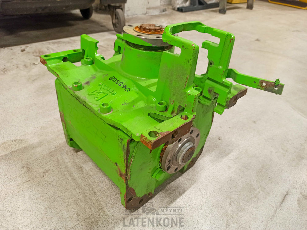 Merlo Kokonainen tasauspyörästö / Differential - Prijenos za Građevinski strojevi: slika Merlo Kokonainen tasauspyörästö / Differential - Prijenos za Građevinski strojevi Merlo Kokonainen tasauspyörästö / Differential - Prijenos za Građevinski strojevi: slika Merlo Kokonainen tasauspyörästö / Differential - Prijenos za Građevinski strojevi