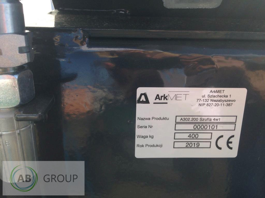 ArkMET 4in1 XL bucket A303.200 - Utovarna korpa: slika ArkMET 4in1 XL bucket A303.200 - Utovarna korpa ArkMET 4in1 XL bucket A303.200 - Utovarna korpa: slika ArkMET 4in1 XL bucket A303.200 - Utovarna korpa