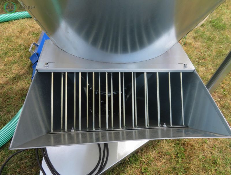 BIN MS-1000 bulk feed mixer - Vagon-miješalica za krmivo: slika BIN MS-1000 bulk feed mixer - Vagon-miješalica za krmivo BIN MS-1000 bulk feed mixer - Vagon-miješalica za krmivo: slika BIN MS-1000 bulk feed mixer - Vagon-miješalica za krmivo