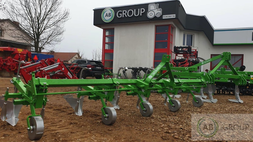 Bomet hoe-rider Norma P475/1 - Oprema za obradu tla: slika Bomet hoe-rider Norma P475/1 - Oprema za obradu tla Bomet hoe-rider Norma P475/1 - Oprema za obradu tla: slika Bomet hoe-rider Norma P475/1 - Oprema za obradu tla